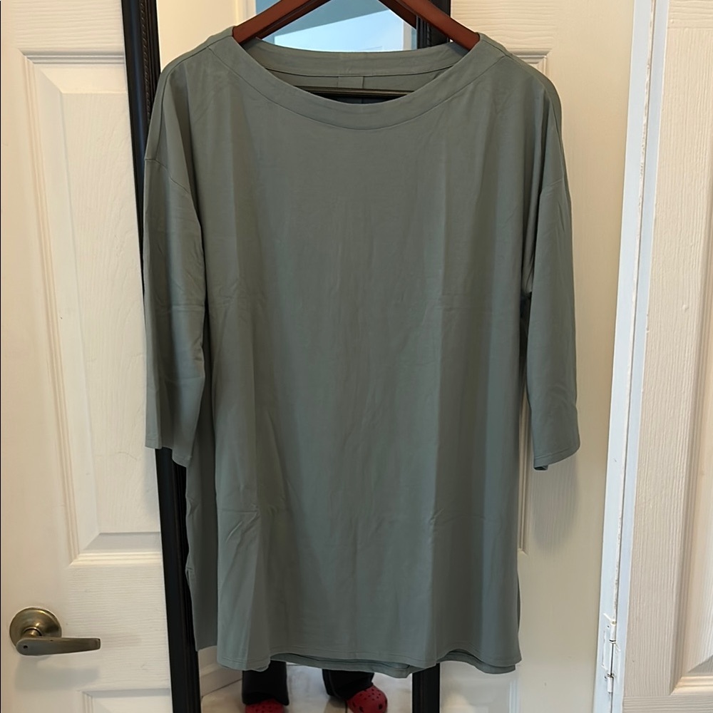 J. Jill worn once sage green 1/2 sleeve cotton tunic tee